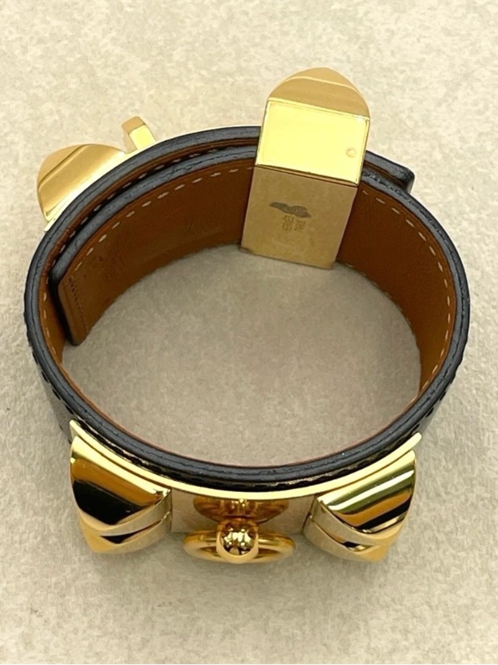 Hermès Collier de Chien Gold Hardware Wide Leather Cuff - Black/Gold - Picture 8 of 16